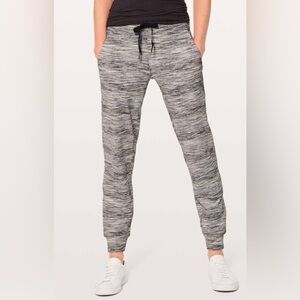 NWOT Lululemon Ready To Rulu Pant Space Dye Camo Black White